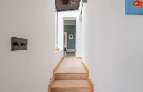 Leamington Spa Apartamento | Stylish 5-Bed Townhouse in Prime Leamington Spa
