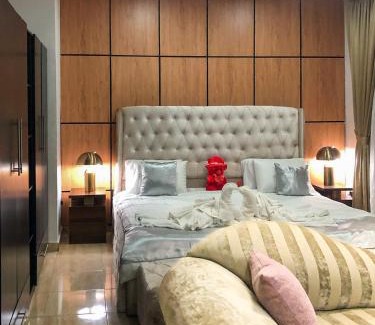 Ofin Villa | Stylish 5bed villa near Chevron Lekki