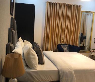 Ofin Villa | Stylish 5bed villa near Chevron Lekki
