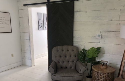 Erie Apartamento | Stylish Acacia Bayfront Apartment sleeps up to 8