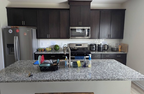 Mebane Casa | Stylish and charming 2-bedroom house with AC and WiFi in Mebane