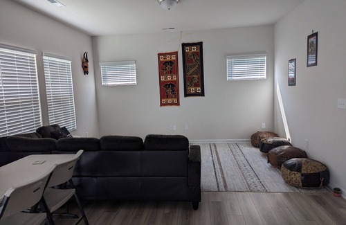 Mebane Casa | Stylish and charming 2-bedroom house with AC and WiFi in Mebane