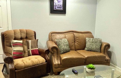 Lynnwood Ridge Apartamento | Stylish and Cozy Guest Suite
