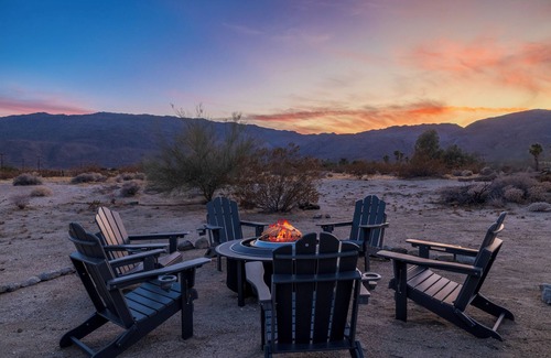 Borrego Springs Casa | Stylish and Private Adobe Retreat with Views in Borrego Springs / Anza Borrego
