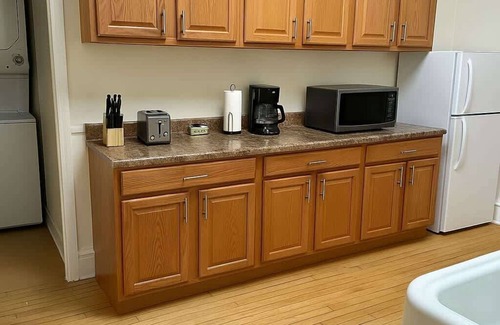 Andersonville Apartamento | Stylish and Roomy 2BR in Chicago