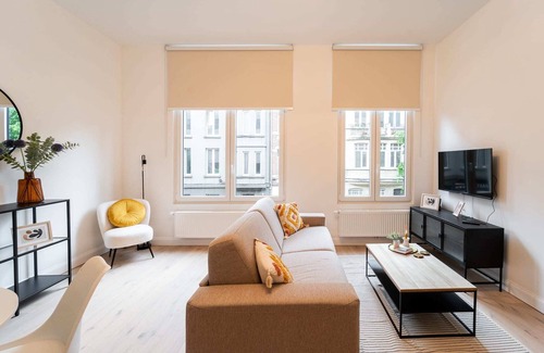 Antwerp Apartamento | Stylish Antwerp Stay for 4 Guests