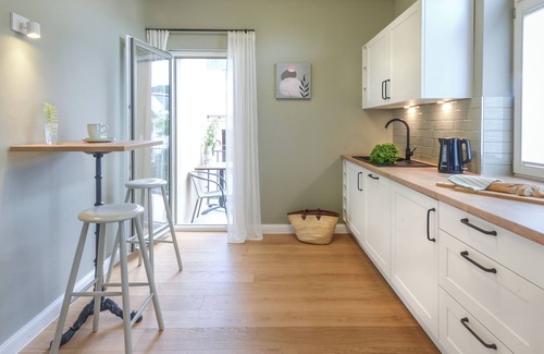 Limburg an der Lahn Apartamento | Stylish apartment with balcony upper floor WG2 in Limburg an der Lahn