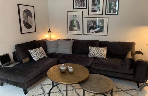 Charlottenlund Condominio | Stylish Apartment in the Exclusive North Copenhagen