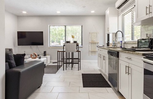 Flagler Village Apartamento | #Stylish Apartment Downtown Fort Lauderdale Ideal for Long Stays!