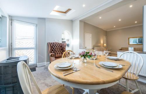 Brondesbury Park Apartamento | Stylish apartment 12 minutes tube to Oxford Street with free wifi and air con
