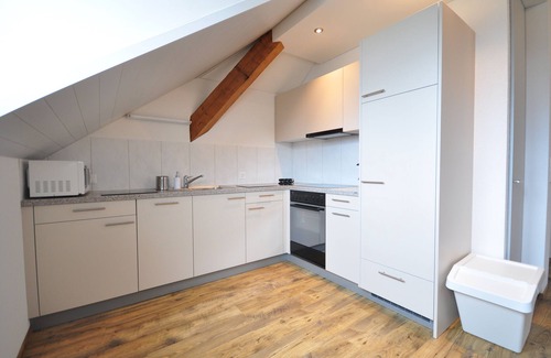 Matten bei Interlaken Apartamento | Elegante apartamento nuevo situado a 3 minutos a pie de la estación Interlaken West.