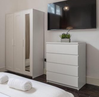 Kennington Apartamento | Stylish Apartment by London Eye with a Small Garden