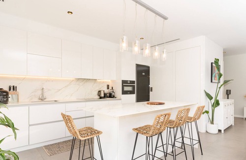 Sitges Apartamento | Elegante Apartamento Vinyet