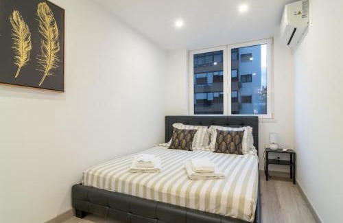 Paco De Arcos Apartamento | Stylish Apartment W/River View by LovelyStay