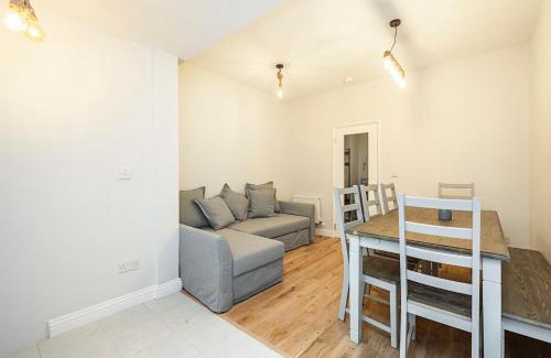 Shepherd's Bush Apartamento | Stylish Apartment, WHITE CITY - SK