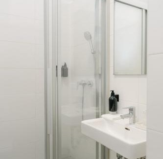 Weißgerber Apartamento | Stylish APT for 4-6, 5 min to center, metro & free parking
