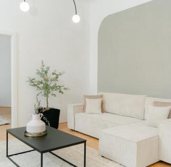 Weißgerber Apartamento | Stylish APT for 4-6, 5 min to center, metro & free parking