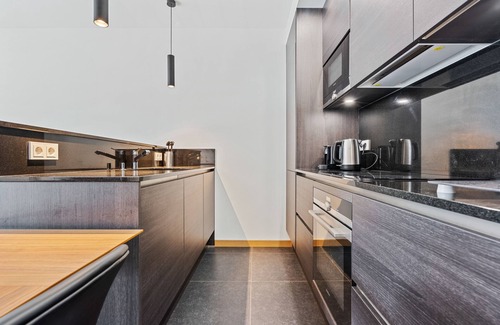 Gasperich Apartamento | Stylish Apt in Cloche dOr w balconyID233