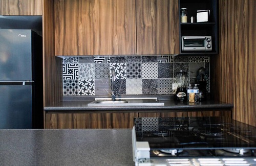 Downtown Guadalajara Apartamento | Stylish Authentic Loft w/Gym & Coworking | 1 BD | Tribu Colón