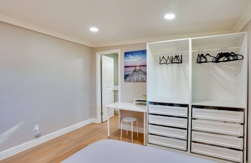 Anaheim Resort Casa | Stylish Back Unit in Orange
