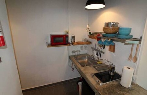 Santurce Apartamento | Stylish Beach Apt Near Calle Loiza - Parking, Wi-Fi