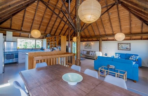 Te Horo Beach Casa | Elegante casa frente a la playa con impresionantes vistas