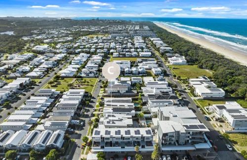 Kingscliff Villa | Stylish Beach Villa