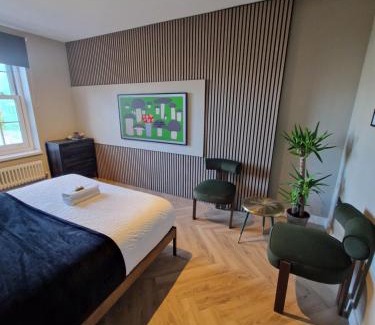 Oval Casa | stylish bedroom ZONE 1