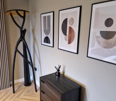 Oval Casa | stylish bedroom ZONE 1