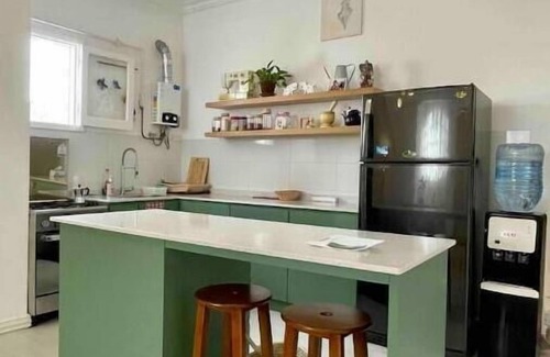 El Hadaba Apartamento | Stylish Boho apartment and garden, few steps from the beach!