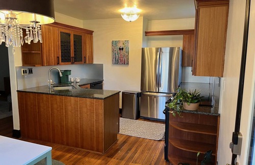 Miramar Casa | Stylish Brick Bungalow 2-Bedroom Home in Historic San Marco Neighborhood