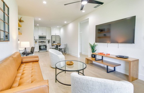 Brownsville Casa | Stylish Brownsville Stay: Coastal Day Trips!