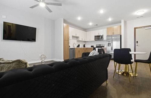 The Gulch Apartamento | Stylish & Charming 2BR ~ Nashville Retreat