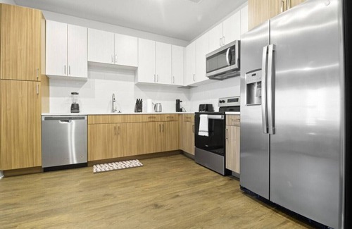 The Gulch Apartamento | Stylish & Charming 2BR ~ Nashville Retreat