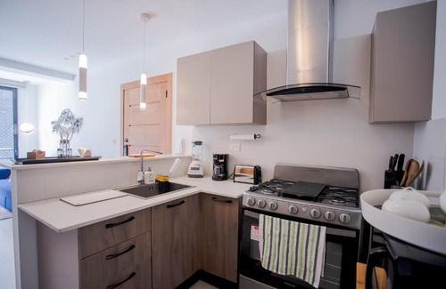 Ciudad Universitaria Apartamento | Stylish City Condo W- Pool Gym Panoramic Views