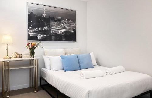 Melbourne Central Business District Apartamento | Stylish City Escape - 1BR Apartment in CBD