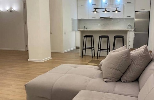 Kutaisi Apartamento | Stylish Comfort in the Heart of the City – Khedi House Apartments