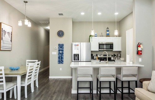 Corpus Christi Casa | Stylish Comfort Steps from the Beach in Brand-New Complex