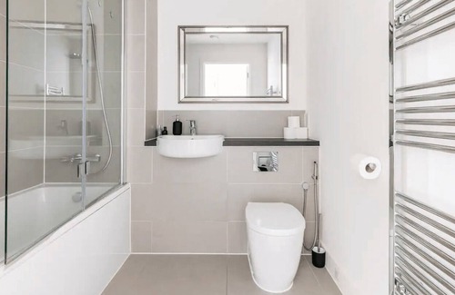 South Harrow Apartamento | Stylish & Comfortable Top-Floor Flat in Harrow
