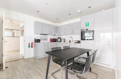 South Harrow Apartamento | Stylish & Comfortable Top-Floor Flat in Harrow