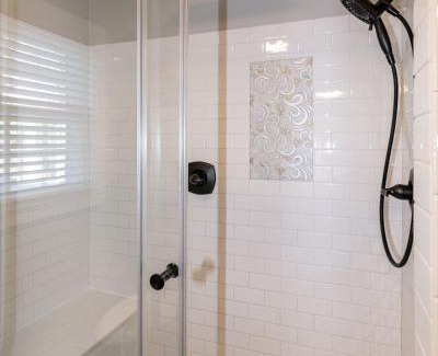 East Raleigh Casa | Stylish & Comfy 5 Location Private Backyard Updated Close to Downtown Walkable