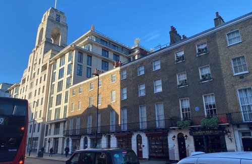 Regent's Park Apartamento | Stylish compact one bedroom penthouse in “Sherlock Holme’s Neighbourhood”.