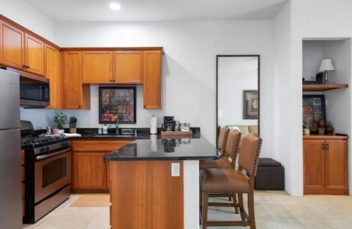 Desert Club Estates Condominio | Stylish Condo Near Old Town La Quinta – Perfect for a Relaxing Escape!