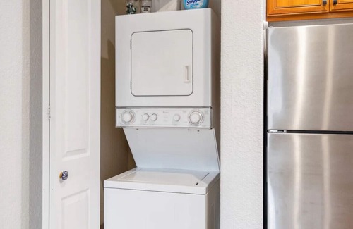 Desert Club Estates Condominio | Stylish Condo Near Old Town La Quinta – Perfect for a Relaxing Escape!