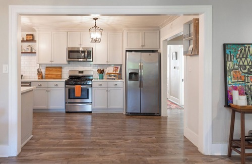 Park Mesa Heights Casa | Stylish Craftsman w/Garden Oasis in Central LA
