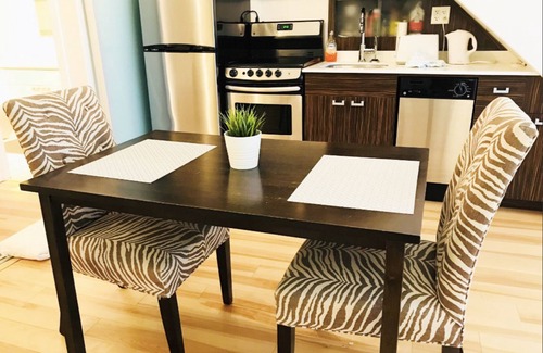 North End Condominio | Loft de artista moderno en el centro con estacionamiento gratuito