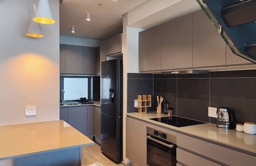 Bo'Kaap Apartamento | Stylish Duplex with Mountain and City Views