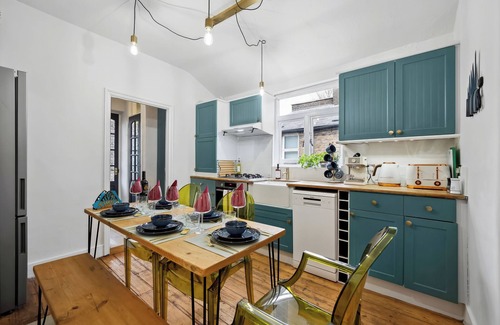 Walworth Apartamento | Stylish Edwardian Escape in Southwark Maisonette