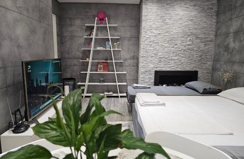 Tirana Apartamento | Stylish Escape Studio
