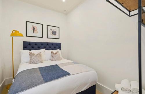 Royal Borough of Kensington and Chelsea Apartamento | Stylish Family Apartments near Kensington High Street - by Short Stories London